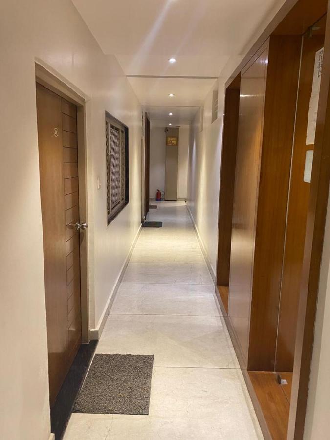Hotel Raghupati Ayodhya Kültér fotó